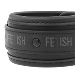 FETISH SUBMISSIVE - HALSKETTE UND HANDSCHELLEN AUS VEGANEM LEDER MIT NOPRENE-FUTTER